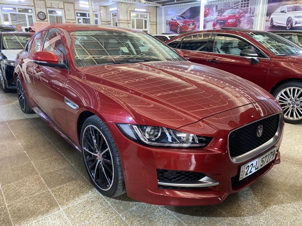 جاكوار XE